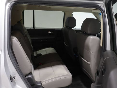 Used 2018 Ford Flex SEL FWD image 20