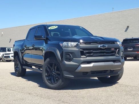 Used 2024 Chevrolet Colorado Trail Boss w/ Advanced Trailering Package AWD/4WD image 28