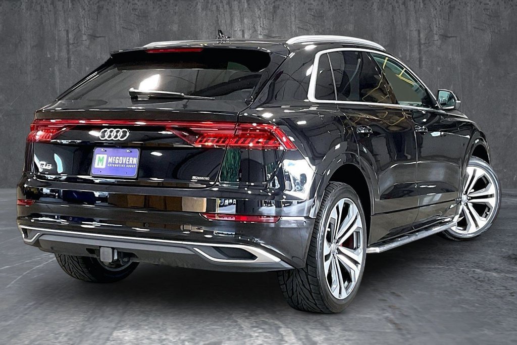 Used 2019 Audi Q8 Prestige w/ Luxury Package AWD/4WD image 7