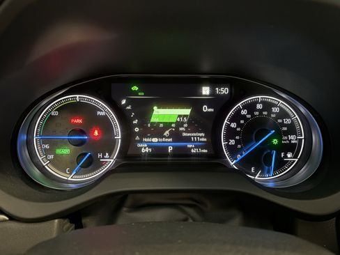 Certified 2024 Toyota Venza Nightshade image 23