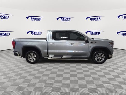 Used 2024 GMC Sierra 1500 SLT image 4