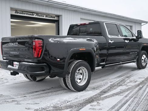 New 2026 GMC Sierra 3500 Denali Ultimate image 5
