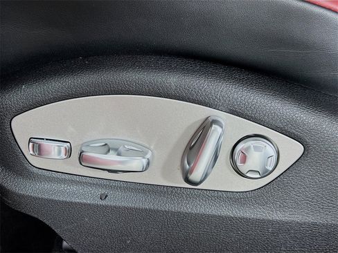 New 2026 Porsche Macan GTS image 22