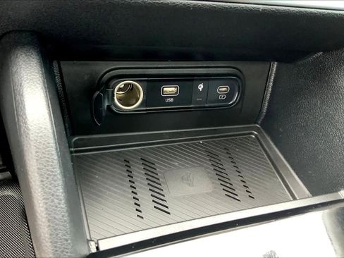 Used 2024 Kia Sportage SX image 33