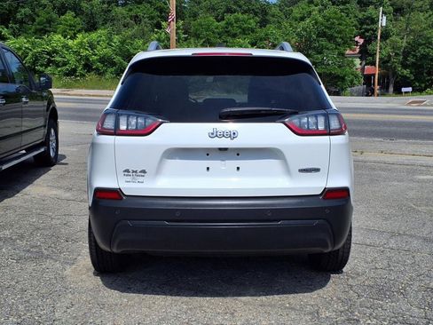 Used 2019 Jeep Cherokee Latitude Plus w/ Cold Weather Group image 6