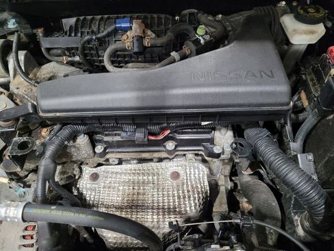 Used 2018 Nissan Rogue SV AWD/4WD image 30