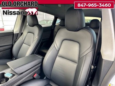Used 2024 Tesla Model Y Long Range image 10