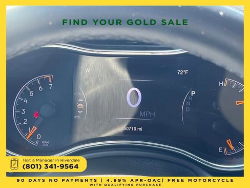 Used 2019 Jeep Grand Cherokee Laredo image 16