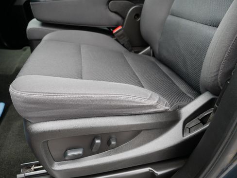 Used 2017 Chevrolet Silverado 1500 LT w/ All Star Edition image 20