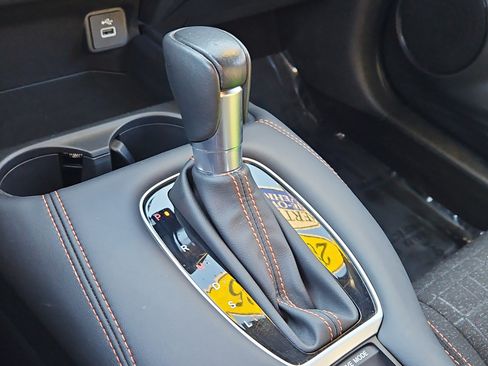 Certified 2025 Honda HR-V Sport image 18