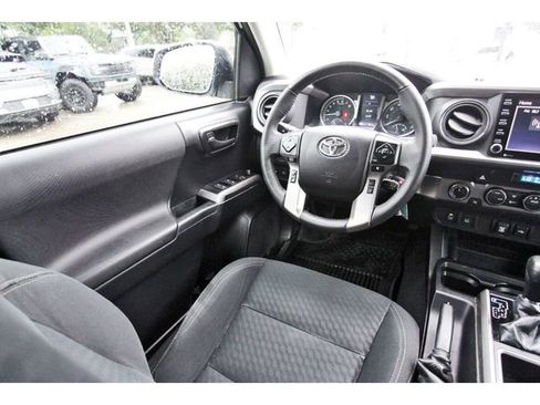 Used 2021 Toyota Tacoma SR5 w/ Trail Edition AWD/4WD image 7