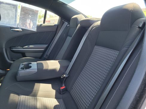 Used 2023 Dodge Charger SXT RWD image 12