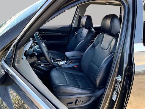 Used 2023 Kia Telluride EX w/ EX Captain's Chair Package FWD image 7