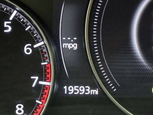 Used 2025 MAZDA CX-50 AWD 2.5 S w/ Premium Package image 18