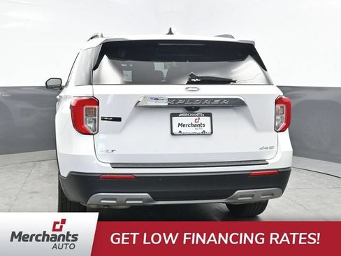 Used 2022 Ford Explorer XLT w/ Equipment Group 202A AWD/4WD image 5