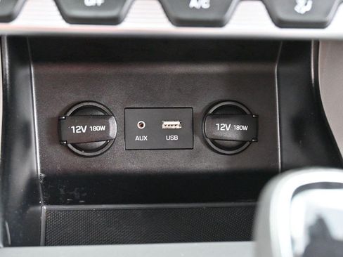Used 2020 Hyundai Elantra Value Edition FWD image 23