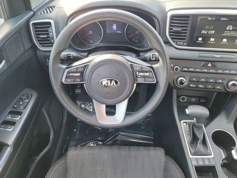 Used 2021 Kia Sportage LX image 13