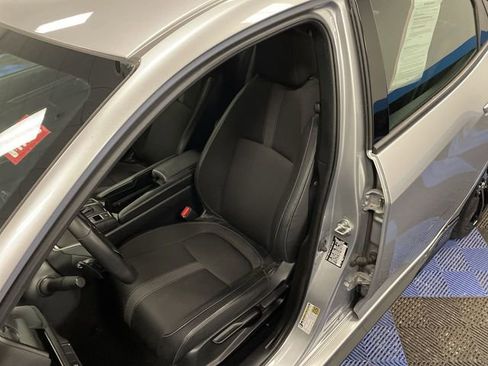 Used 2020 Honda Civic Sport image 11