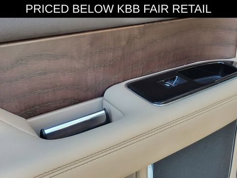 Used 2024 Lincoln Navigator L Reserve AWD/4WD image 16