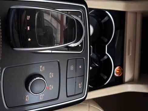 Used 2018 Mercedes-Benz GLE 350 4MATIC image 17