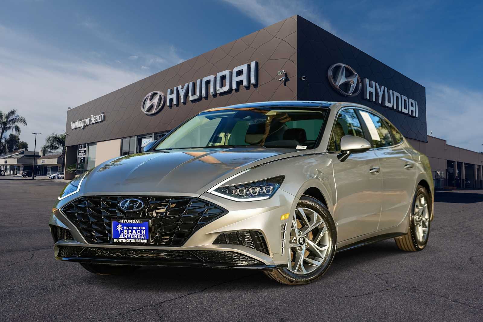 Certified 2023 Hyundai Sonata SEL w/ Convenience Package FWD image 1