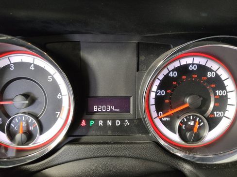 Used 2017 Dodge Grand Caravan SE FWD image 23