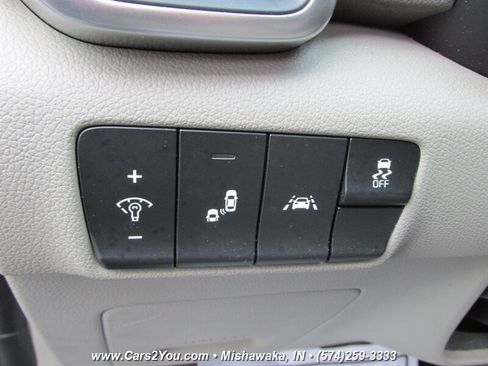 Used 2018 Kia Sportage LX w/ LX Technology Package image 21