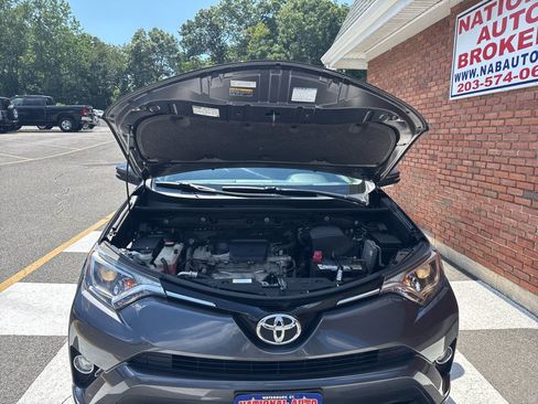 Used 2016 Toyota RAV4 XLE AWD/4WD image 36
