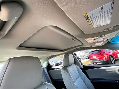 Used 2014 Toyota Avalon XLE Premium image 13