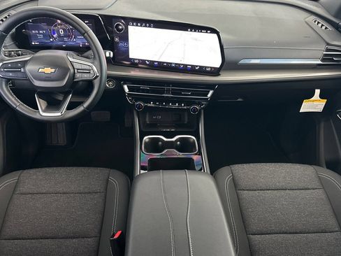 New 2026 Chevrolet Traverse LT FWD image 13