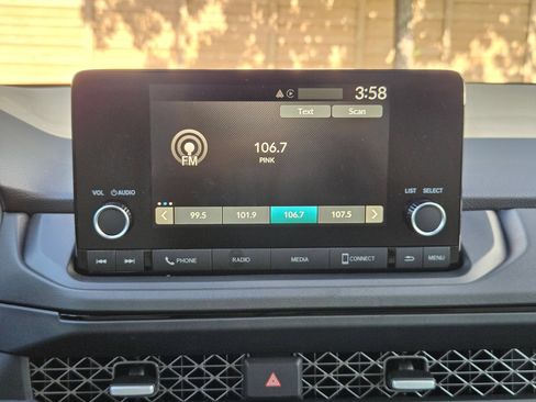 Used 2025 Honda Accord SE image 18