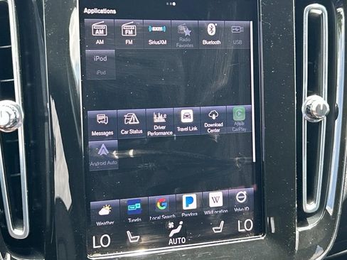 Used 2022 Volvo XC40 T5 Momentum AWD/4WD image 28