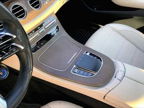 Used 2022 Mercedes-Benz E 53 AMG 4MATIC Sedan image 17