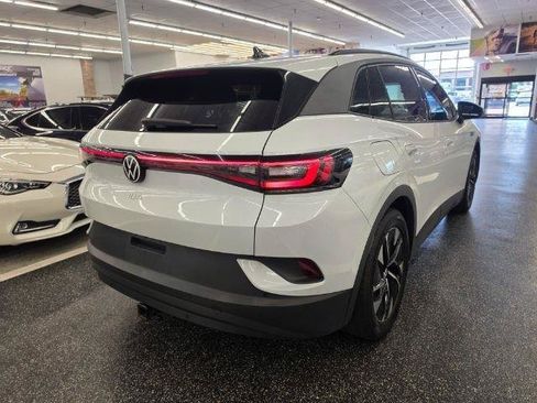Used 2021 Volkswagen ID.4 Pro RWD image 4
