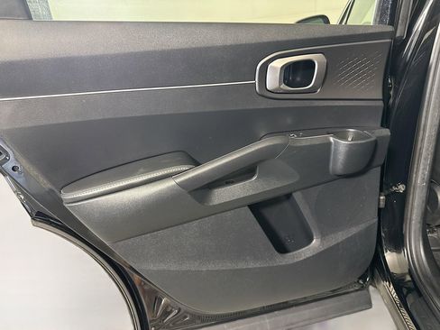 Used 2025 Kia Sorento S w/ Panoramic Sunroof Package image 26
