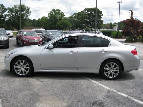 Used 2013 INFINITI G37 x Sedan w/ Premium Pkg AWD/4WD image 4