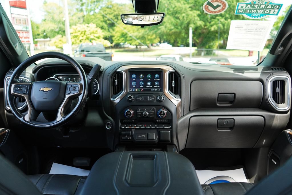Used 2022 Chevrolet Silverado 2500 High Country w/ Z71 Off-Road Package AWD/4WD image 9
