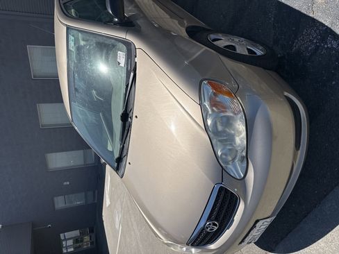 Used 2006 Toyota Corolla CE FWD image 10