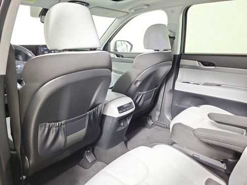 Used 2020 Hyundai Palisade SEL FWD image 11