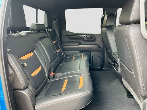 Used 2023 GMC Sierra 1500 AT4 w/ AT4 Preferred Package image 28