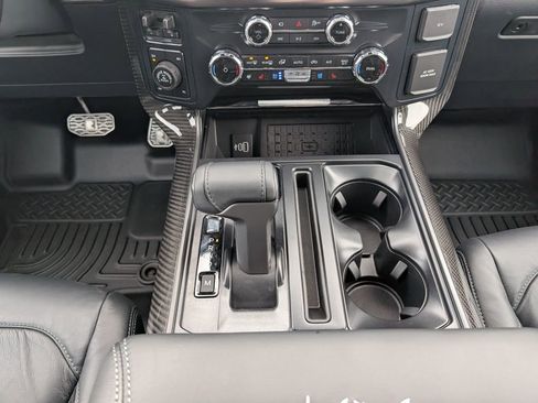 New 2025 Ford F150 Lariat w/ Equipment Group 502A High image 24