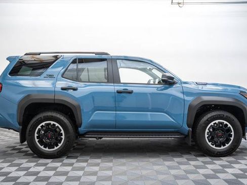 Certified 2025 Toyota 4Runner TRD Off-Road Premium w/ Tow Technology Package AWD/4WD image 4