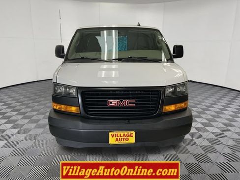 Used 2023 GMC Savana 3500 w/ Driver Convenience Package RWD image 6