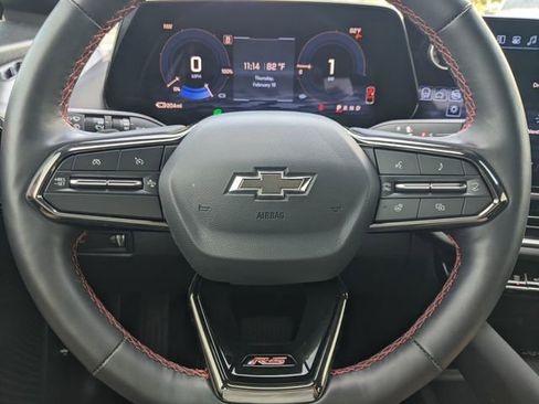 Used 2025 Chevrolet Equinox EV RS image 24