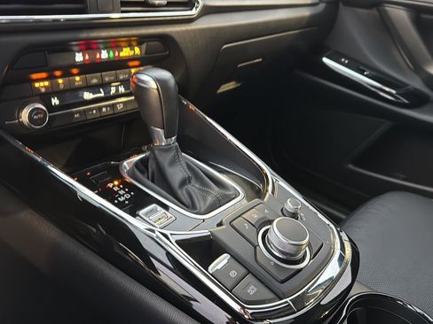 Used 2023 MAZDA CX-9 Touring image 26