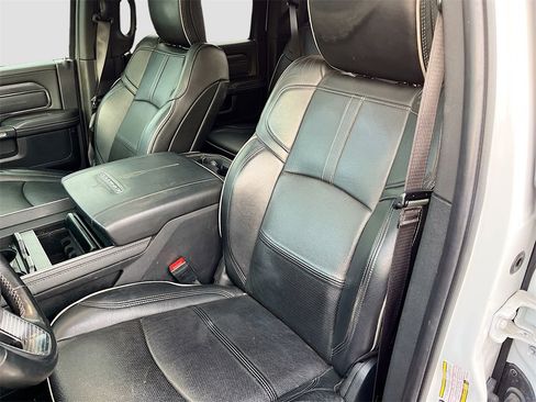 Used 2019 RAM 2500 Limited image 22