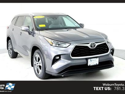 Used 2023 Toyota Highlander XLE