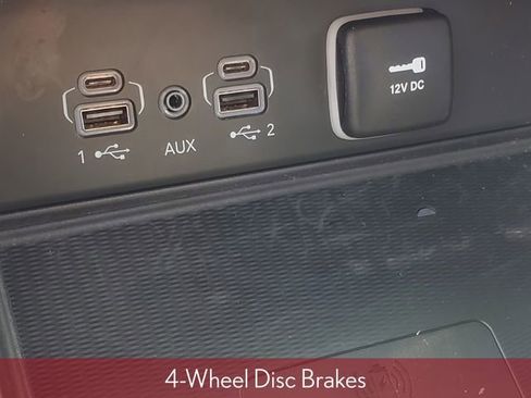 Used 2024 Jeep Grand Cherokee L Altitude AWD/4WD image 32