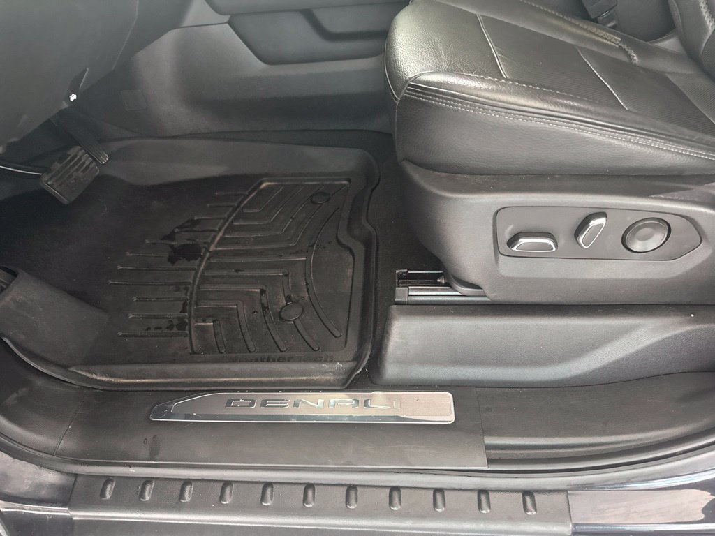 Used 2022 GMC Sierra 1500 Denali AWD/4WD image 11
