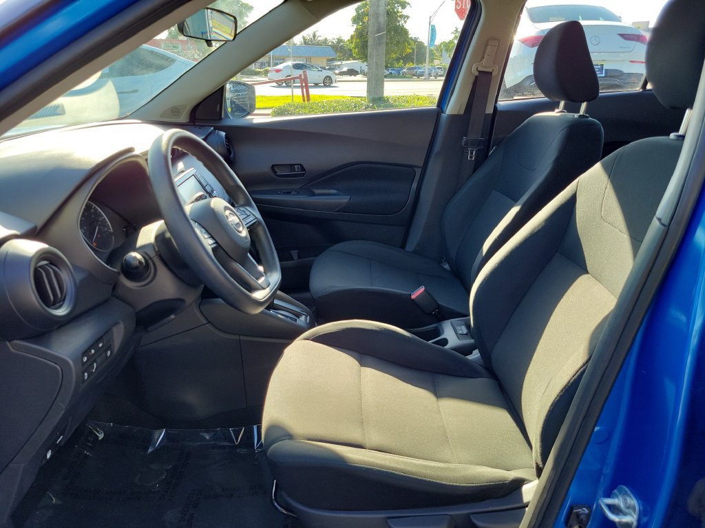 Used 2024 Nissan Kicks S FWD image 25